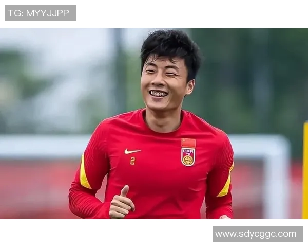 李磊专访:从青涩少年到篮球明星的奋斗与成长之路 李磊专访:从青涩少年到篮球明星的奋斗与成长之路