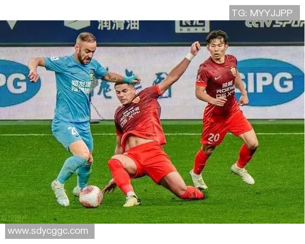 深入探讨重庆足球队技术表现的数据分析与战术解析 深入探讨重庆足球队技术表现的数据分析与战术解析